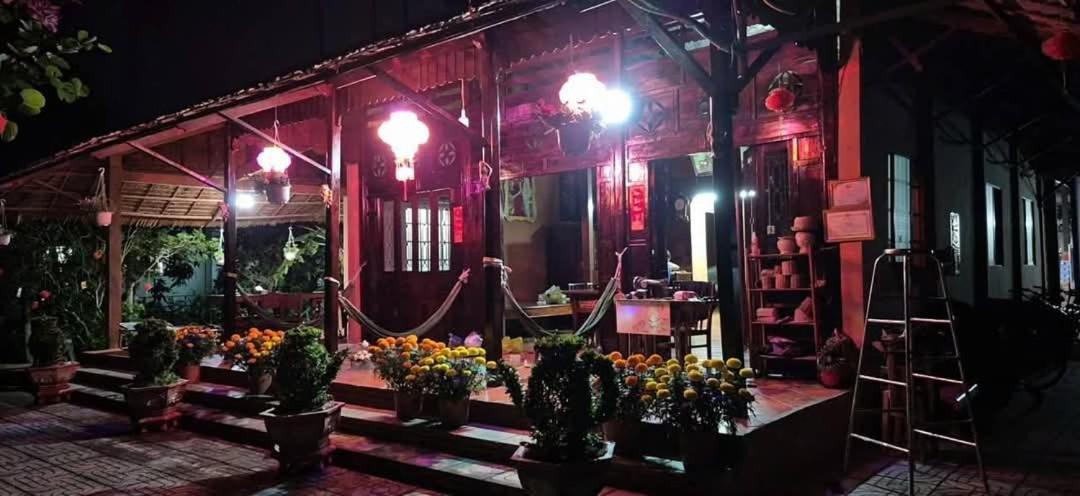 Ngoc Phuong Homestay Vĩnh Long المظهر الخارجي الصورة